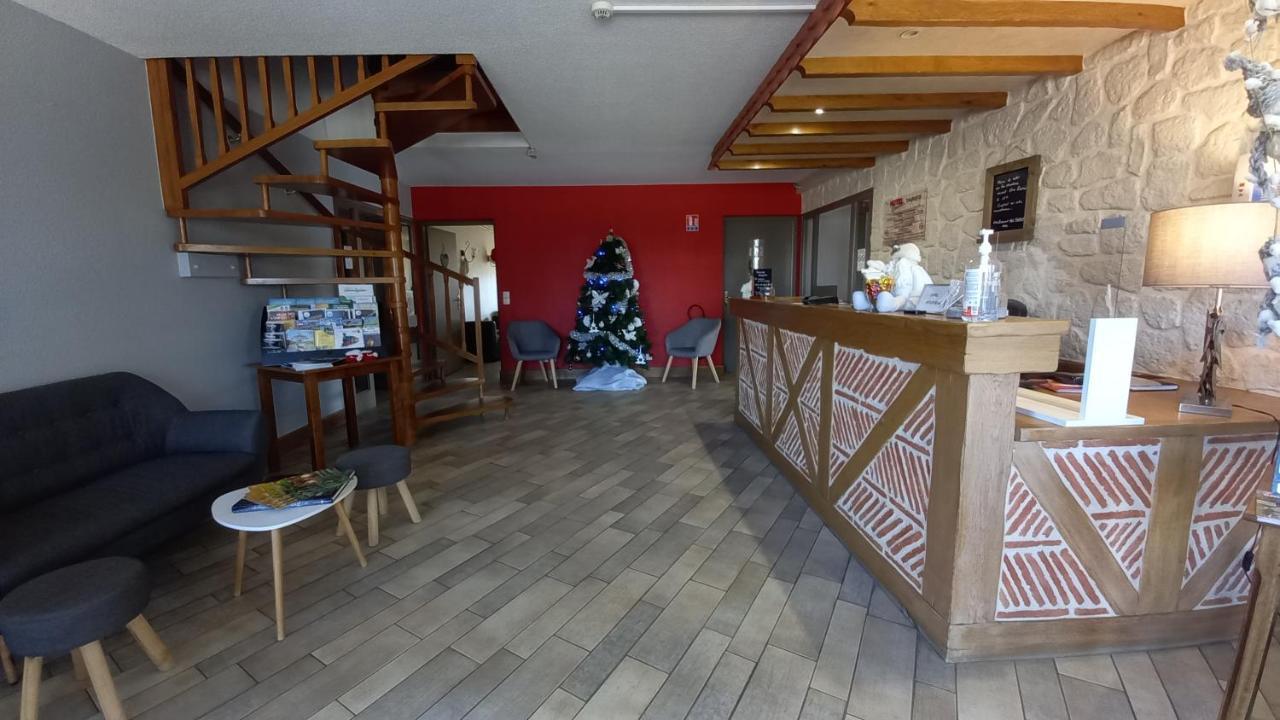 Etesia Hotel Feurs Eksteriør billede
