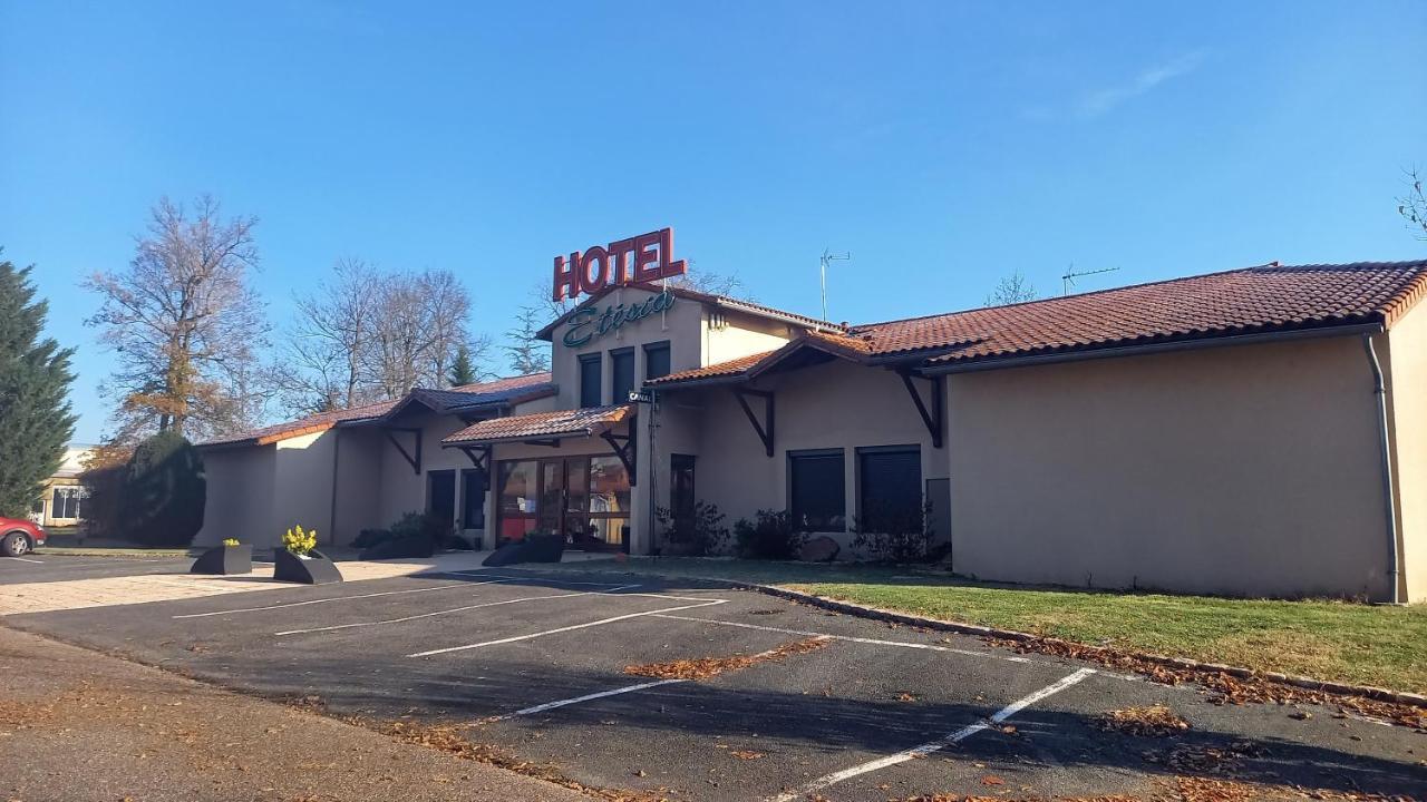 Etesia Hotel Feurs Eksteriør billede