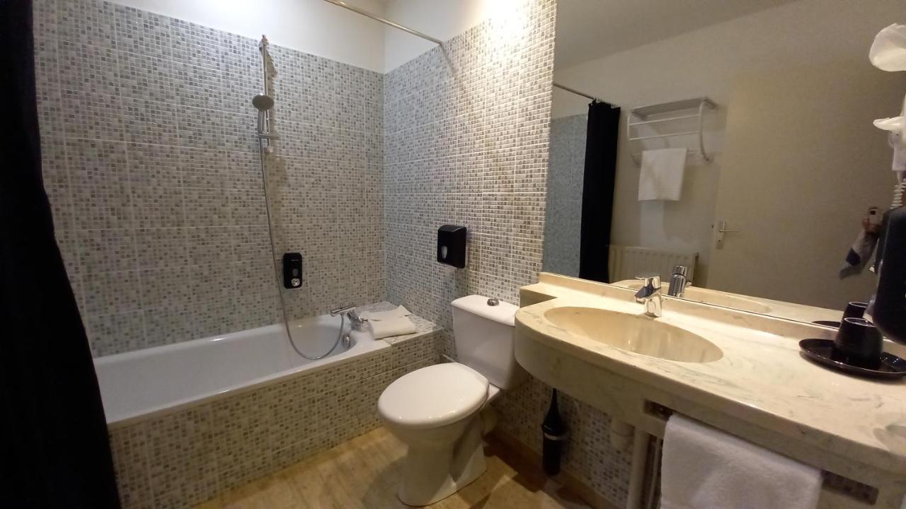 Etesia Hotel Feurs Eksteriør billede